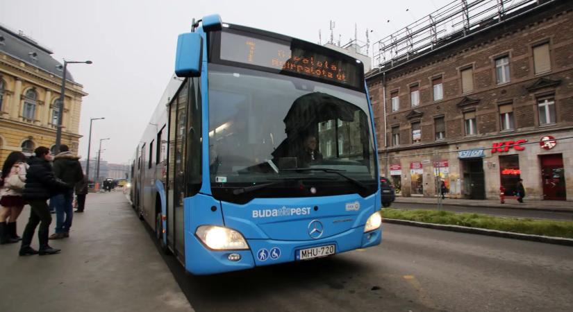 Módosította a kormány az árstopot: a BKV is védett áron tankolhat