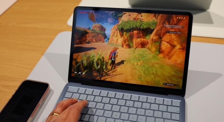 Oké, szép a MacBook Neo, de játszani lehet rajta?