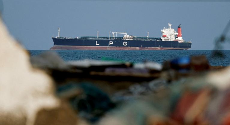 Harapófogóba szorította Irán a Hormuzi-szorost, Moszkva lehet a lezárás nyertese