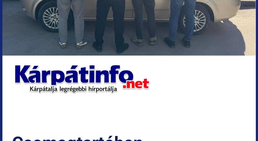 Csomagtartóban csempészték a férfiakat – 13 ezer dollár volt a tarifa