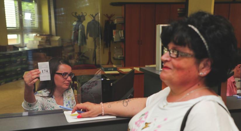 Adóbevallás: aki papíron kéri, annak időben kell lépnie