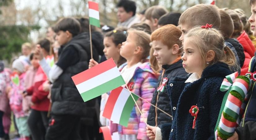 Számos településen megemlékeznek nemzeti ünnepünkről a hétvégén