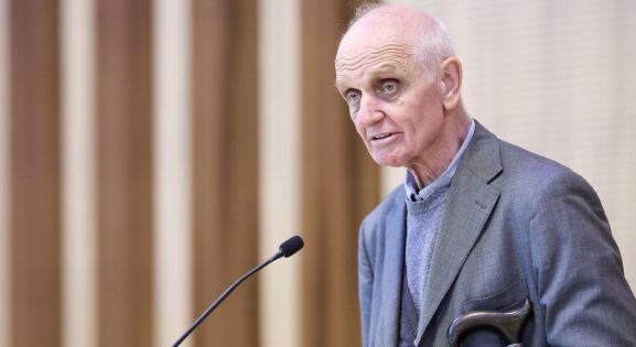 György Péter családja több mint 300 könyvet adományozott a Ludwig Múzeumnak