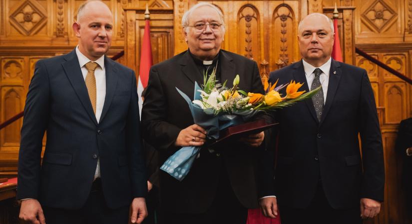 Orosch János: Esterházy János áldozathozatala kötelez bennünket