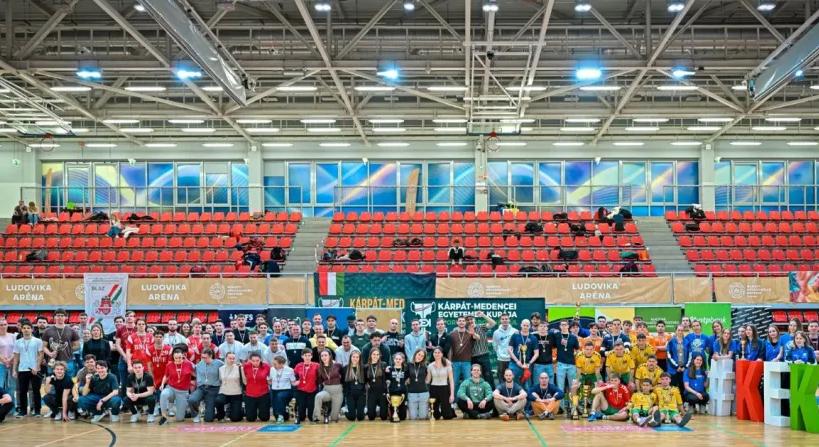 Kárpátaljának gyűjtött az ELTE a Kárpát-medencei Egyetemek Kupáján