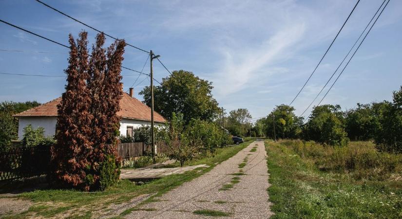 Élhetőségre épít ez a kicsi hajdú-bihari falu: pörögnek az eladó házak, épül a játszótér és az új gyár is kulcsrakész