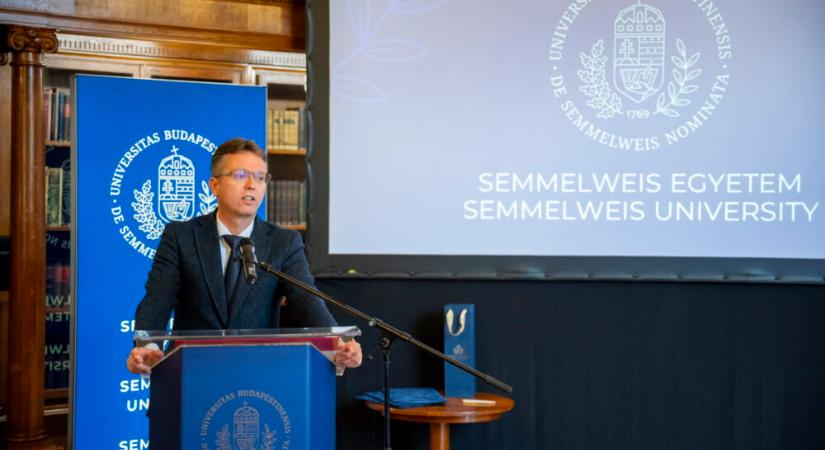 Hankó Balázs: Büszkék lehetünk kultúránkra