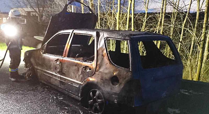 Autó lágolt Kőröshegyen