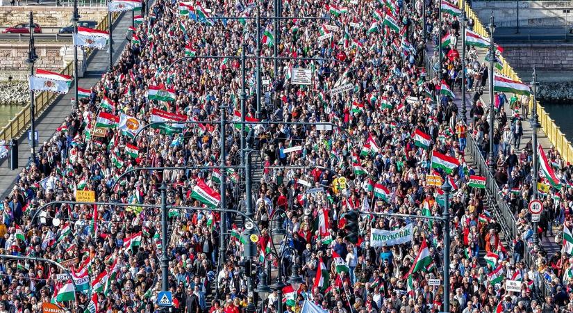 Orbán Viktor: Vasárnap mutassuk meg Zelenszkijnek, hogy Magyarországot nem lehet zsarolni és fenyegetni (videó)