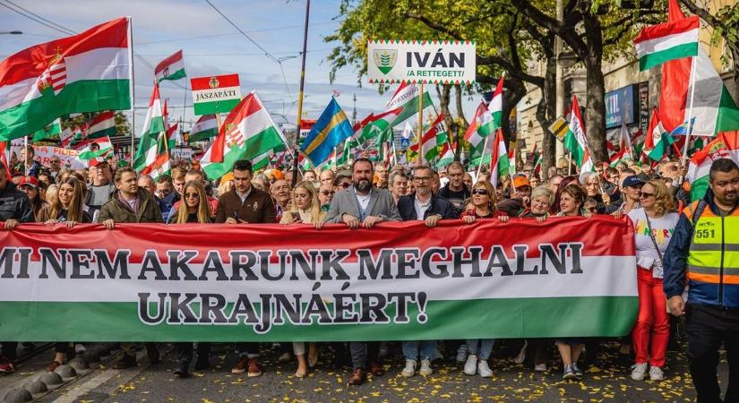 "Nekünk nem színészünk van, hanem miniszterelnökünk, aki mögött fel fogunk sorakozni!"