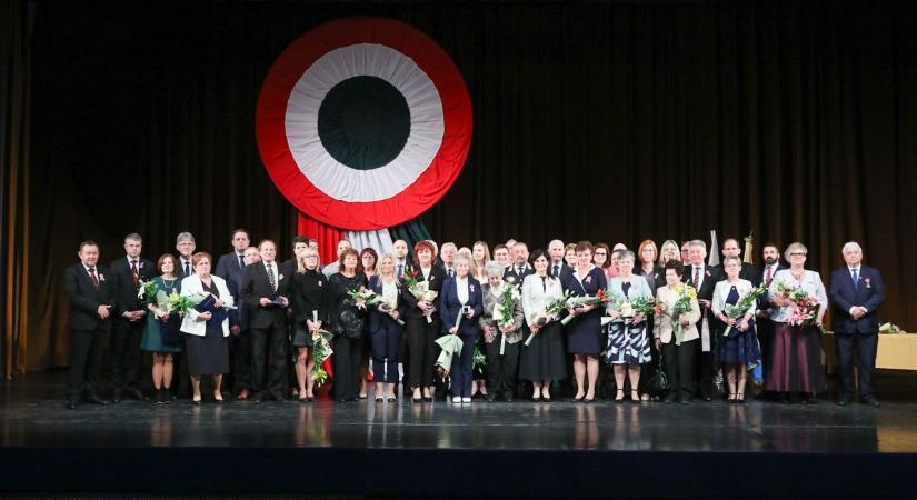 Március 15: mutatjuk, kik kaptak Vas vármegyei kitüntetést