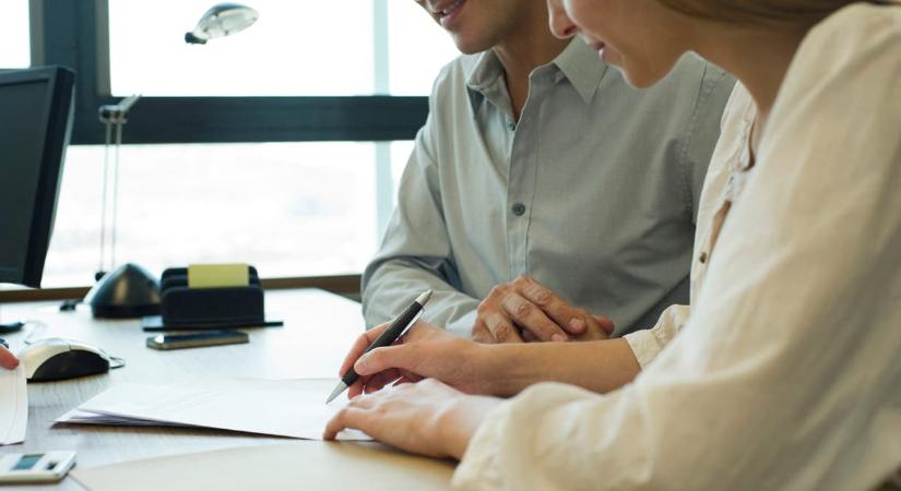 Miért vesznek fel a magyarok úgy személyi hitelt, mintha nem lenne holnap?