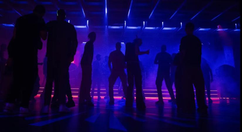 Már eleve rosszul ment a szórakozóhelyeknek, amikor még a kormány is rájuk szállt