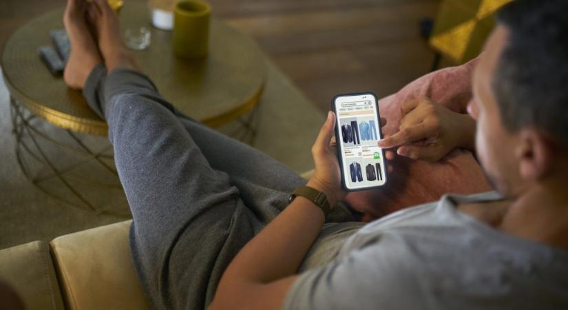 Elkezdte a kompenzáció kifizetését több százezer embernek az About You