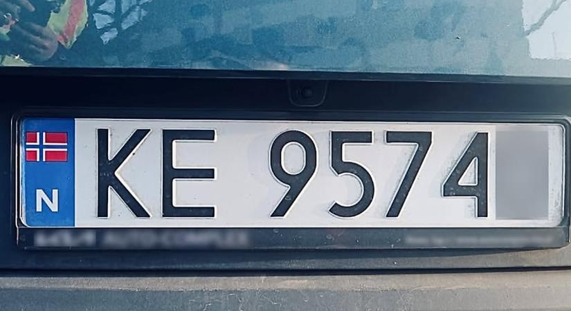 Svájcból tűnt el, norvég rendszámot pattintottak rá, Debrecenben kapcsolták le