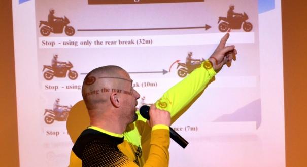 Ingyenes motoros előadások márciusban – regisztrálj most!