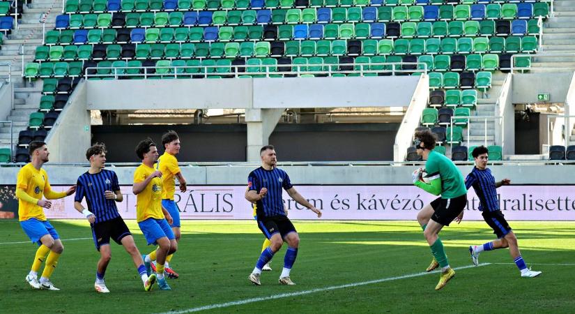 Szeged-Csanád GA II.–HFC rangadót játszanak a Szent Gellért Fórumban szombaton délelőtt