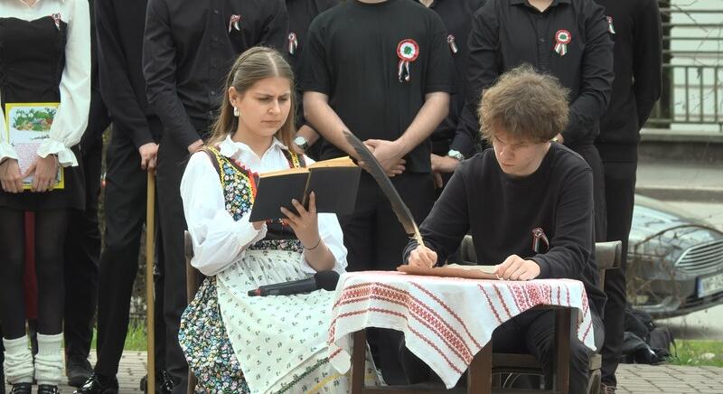 Kárpáti Tímea: a haza mi magunk vagyunk