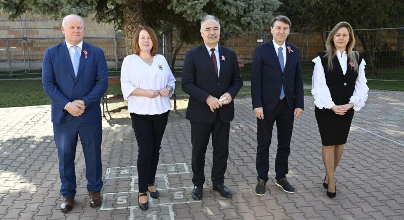 Közel egymilliárdból újul meg 3 iskola Mosonmagyaróvár térségében