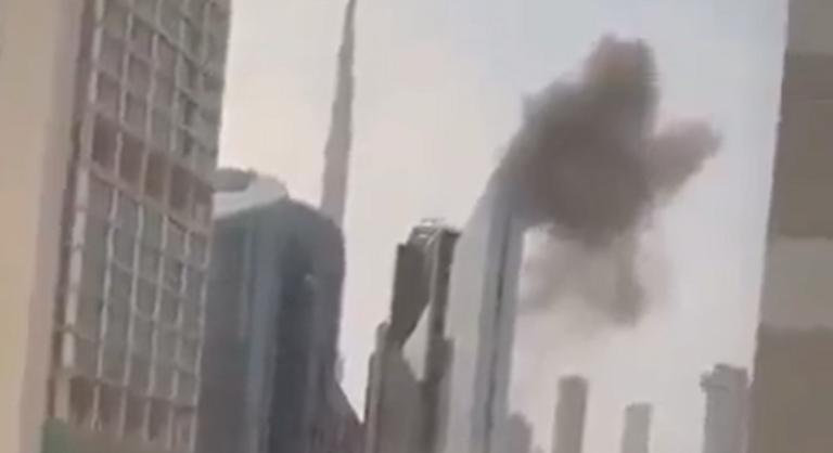 Újabb épületet találtak el Dubajban, hatalmas füst gomolygott az épületből