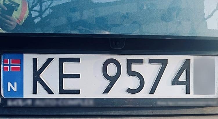 Netről rendelt rendszámmal a lopott kocsiján furikázott egy debreceni férfi