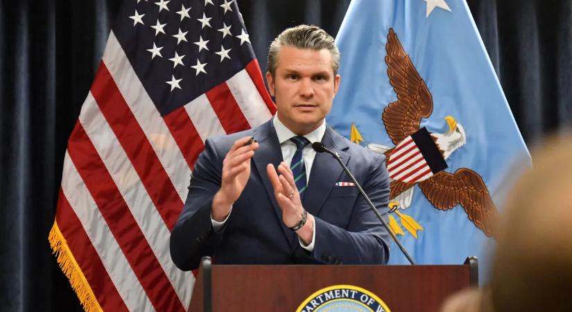 Keményen nekiment az amerikai hadügyminiszter az iráni vezetőnek