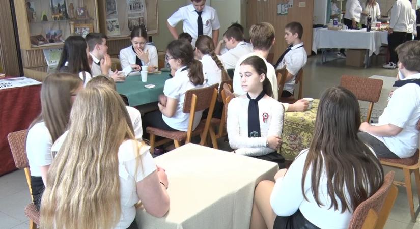 Ünnepi kávéház Kiskanizsán