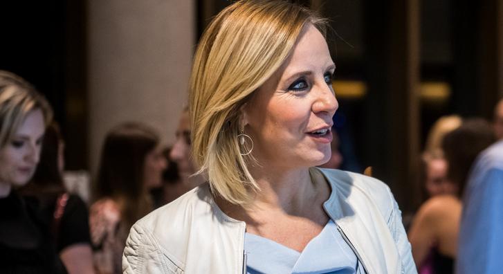 Megszólalt Pataki Zita, miután Herczeg Zoltán és a nézők is kritizálták tévés öltözeteit
