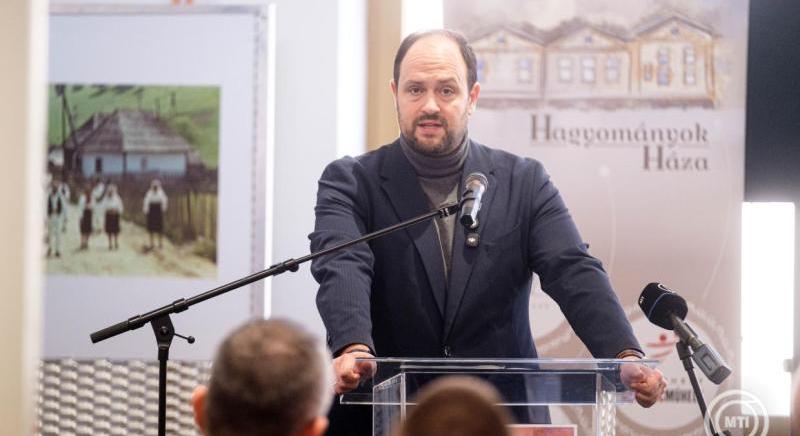 „A nemzeti egységet, a magyar jövőt kell megvédeni a választásokon”