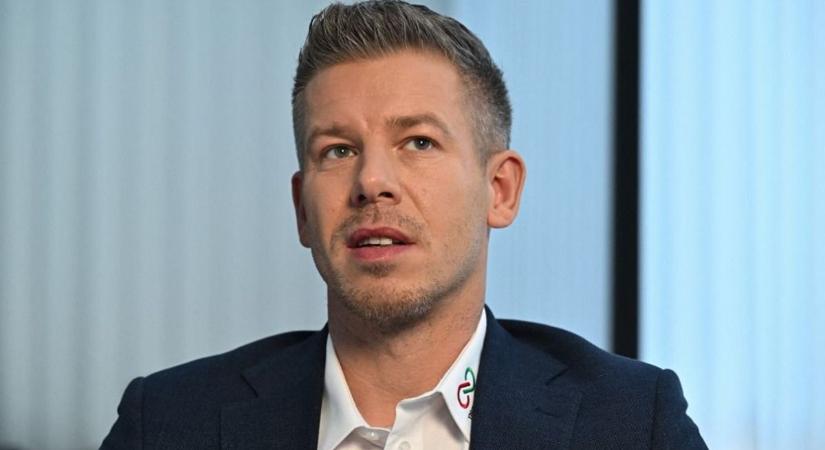 A balos politikus nagyot csalódott a Tisza taktikájában: felszólította Magyar Péteréket is, hogy nézzenek tükörbe