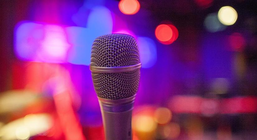 Vascsöves-késes támadás történt a Pócs János által szervezett jótékonysági koncerten