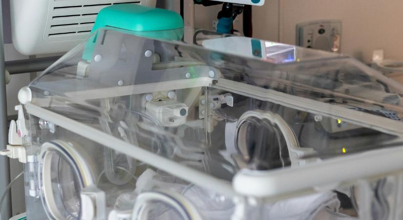 „Azt mondták, hogy nem fogják túlélni” – Az orvosok is megdöbbentek, mi történt az anyuka négyes ikreivel