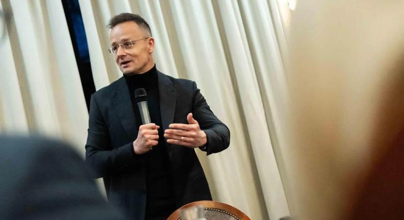 Szijjártó Péter: Azt a magyar szuverenitást akarják elvenni, amelyért az 1848-as hősök az életüket adták