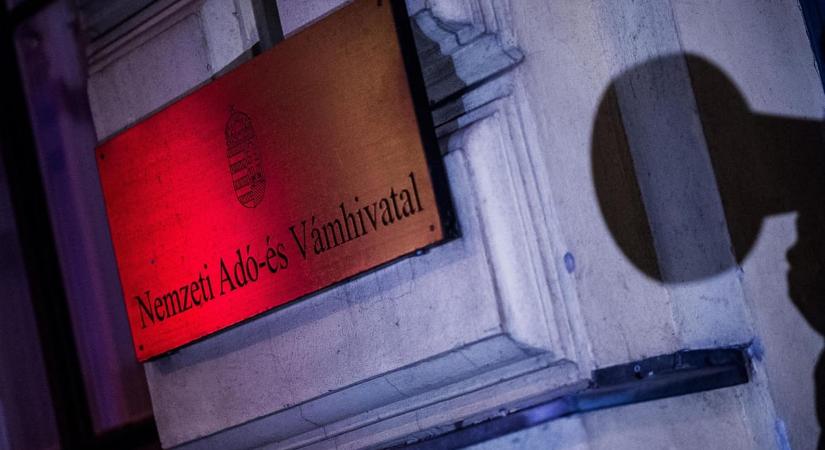 Horn Gyuláék adókedvezményével büszkélkedik a kormány az Ügyfélkapun keresztül