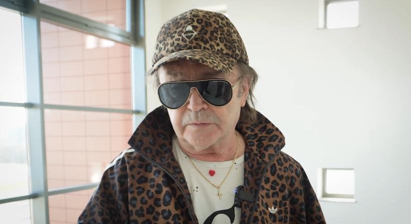 Követ visz Fenyő Miklós sírjához Szikora Robi – azt is elárulta, miért