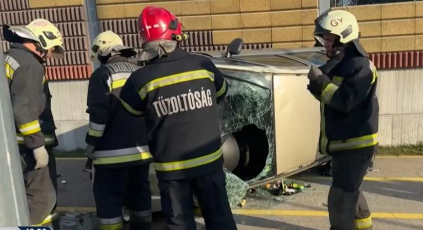 Kislányával csapódott a falnak a részegen vezető apa - a baleset a 83-ason történt