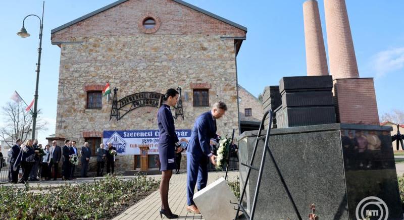 Elkészült a szerencsi emlékpark