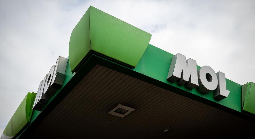 Felfüggeszti a Mol a kuponkedvezményt a védett áras üzemanyagokra