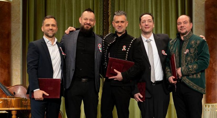 "Ez a díj egyben a saját utunkon megfogalmazott zenének a sikere is" – Liszt Ferenc-díjat kapott az egri Kerekes Band