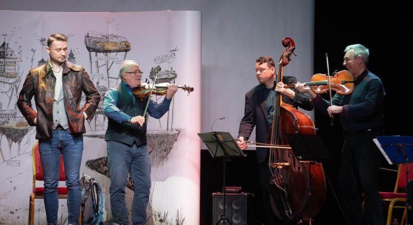 Petőfi versei és a zene találkozása nyitotta meg az ünnepi megemlékezést Hevesen