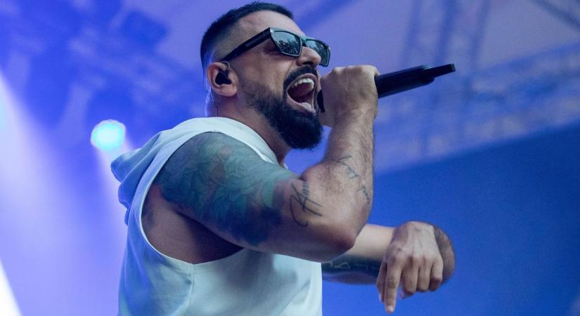 Pápai Joci is csatlakozik a Békemenet fellépőihez a Kossuth téren