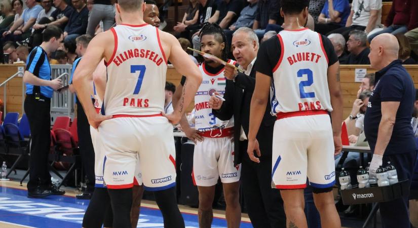 Nem szúrt ki az ASE-val a 13-as szám, a paksiak kiütötték a Pécset (galéria)