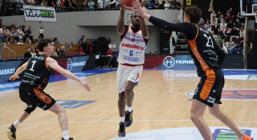 Fölényes győzelem a Rátgéber Akadémia ellen