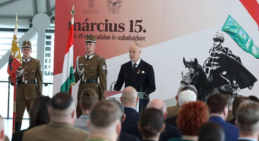 Szalay-Bobrovniczky Kristóf: Ma a béke megőrzéséhez kell forradalom