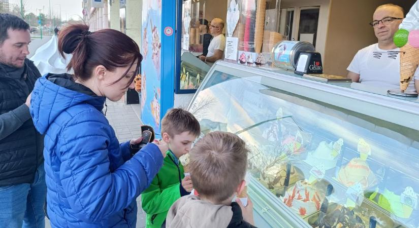 Egy gombóc biztosan nem elég – körkép a dunaújvárosi fagyizókról