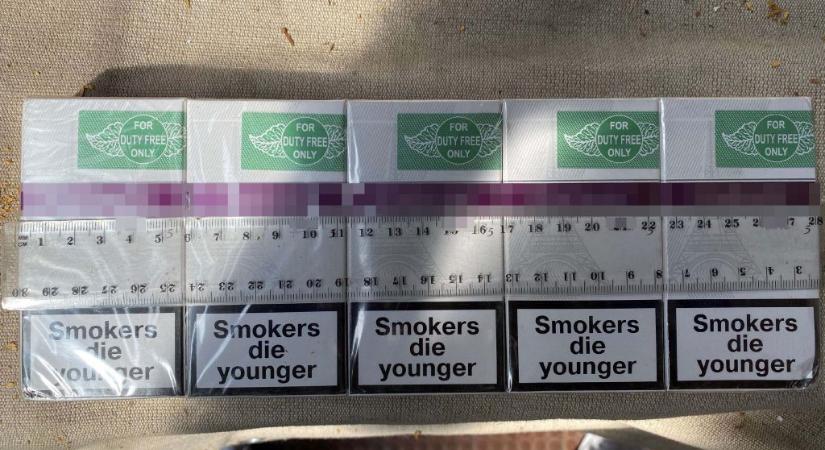 Több száz doboz csempészcigarettát foglaltak le Debrecenben