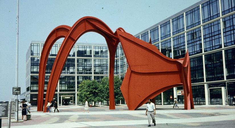 Mit lát bele a modern szobrokba a mesterséges intelligencia? Kvíz