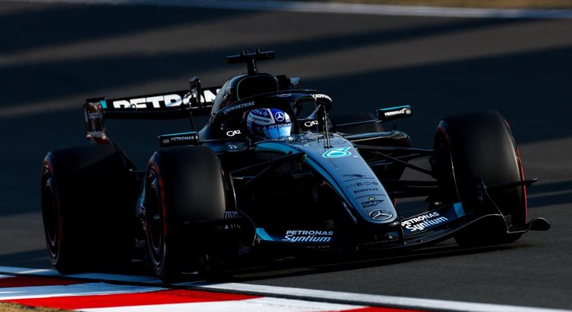 Hamilton ijesztgetett, Russell megint nyert, a Red Bull pedig megint sehol nem volt