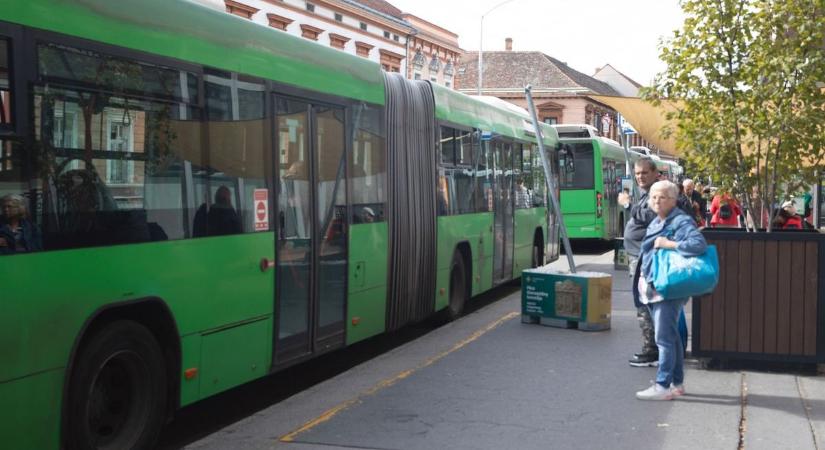 Pécsiek százai késtek el, mert későn lépett a városvezetés