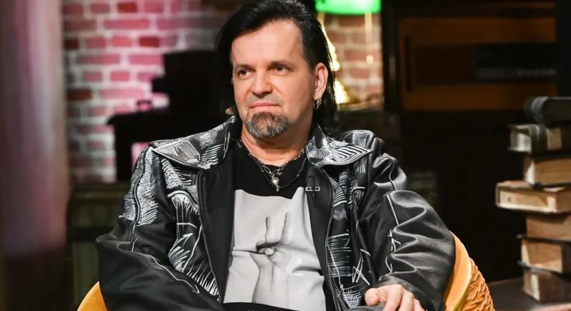 Gyászol az Év embere, a díját is szeretett halottjának ajánlotta